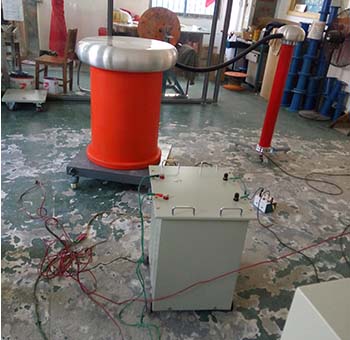 為清華大學(xué)現(xiàn)場(chǎng)調(diào)試30KVA-80KV工頻耐壓！