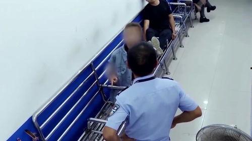 守护解放西女孩吃瓜,一场关于吃瓜的青春盛宴  第1张